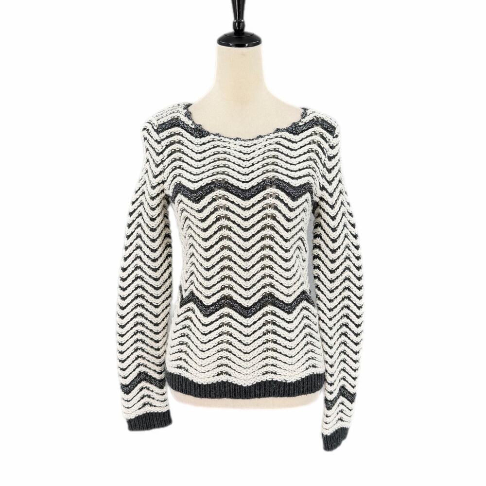 Gianni Bini White Gray Metallic Chevron Striped Open Chunky Knit Y2K Sweater